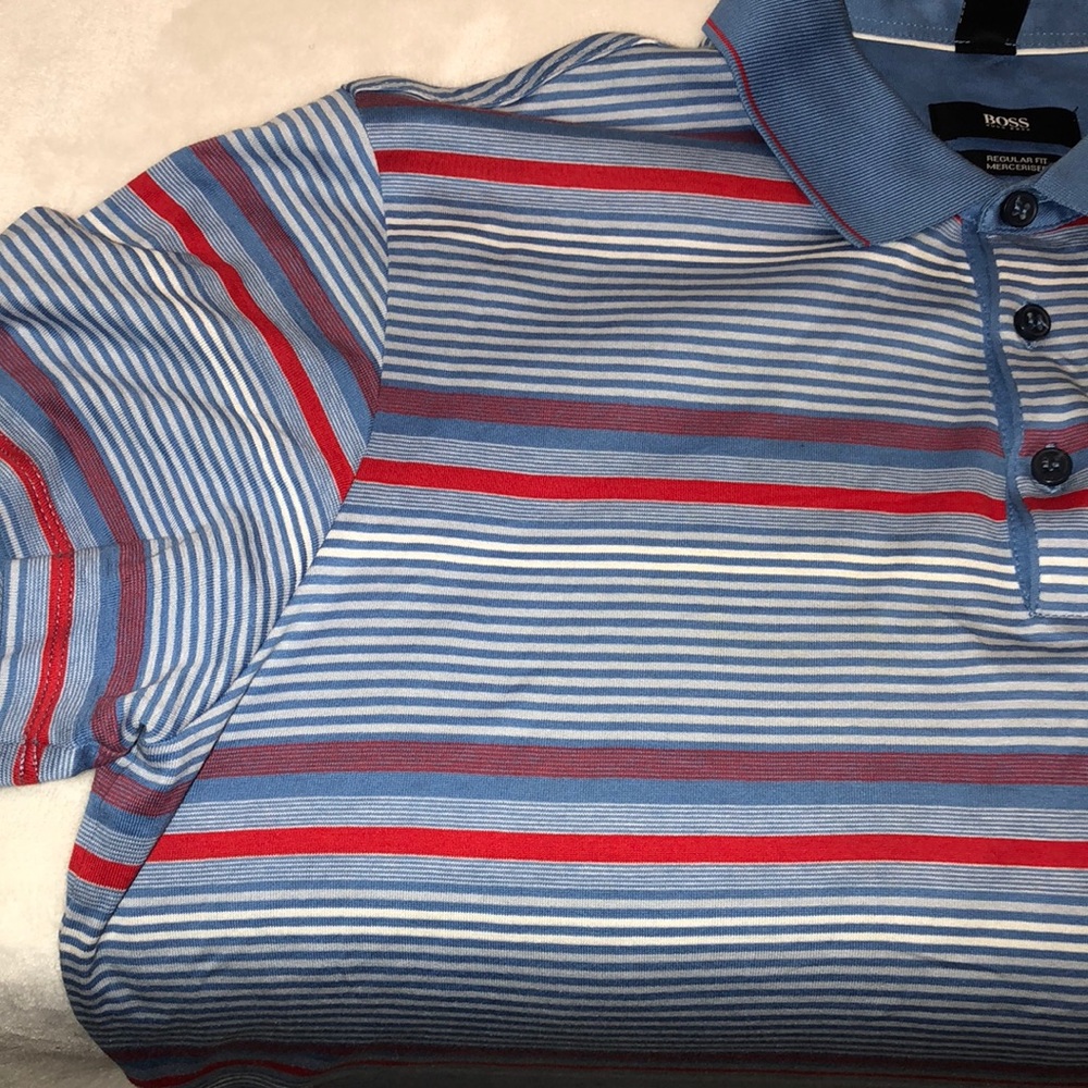 ❌SOLD❌ Hugo Boss Polo Shirt - Picture 3 of 8